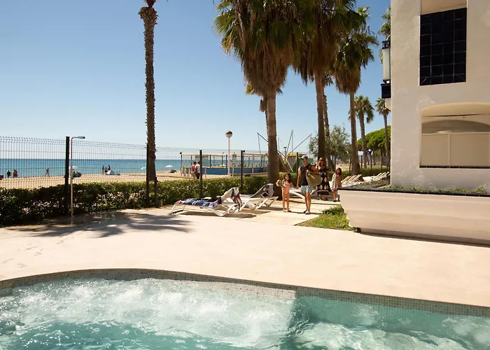 Pins Platja Apartments